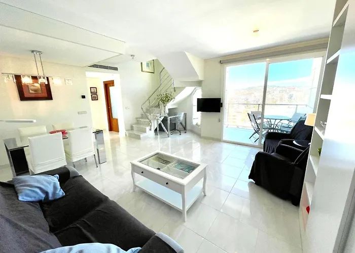 Mesana 102 / Penthouse