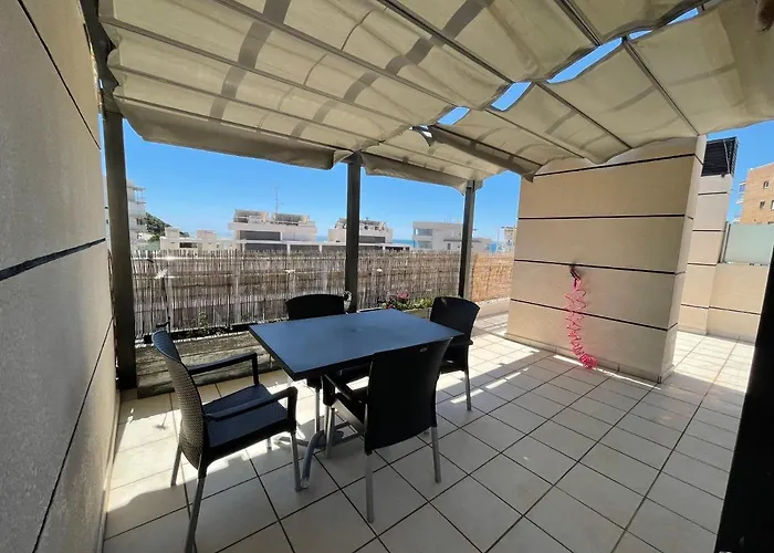 Mesana 102 / Penthouse